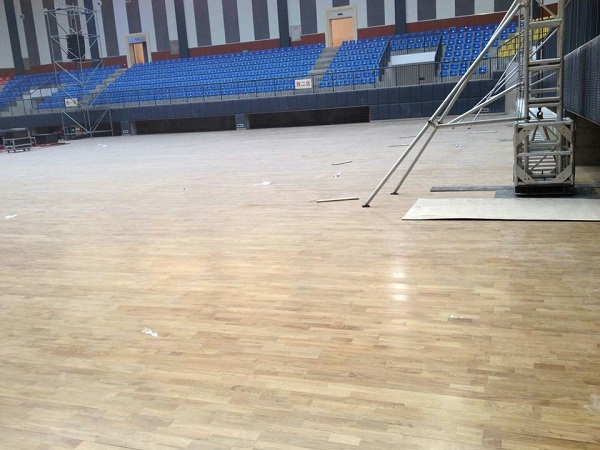 重庆璧山中学体育馆木地板案例