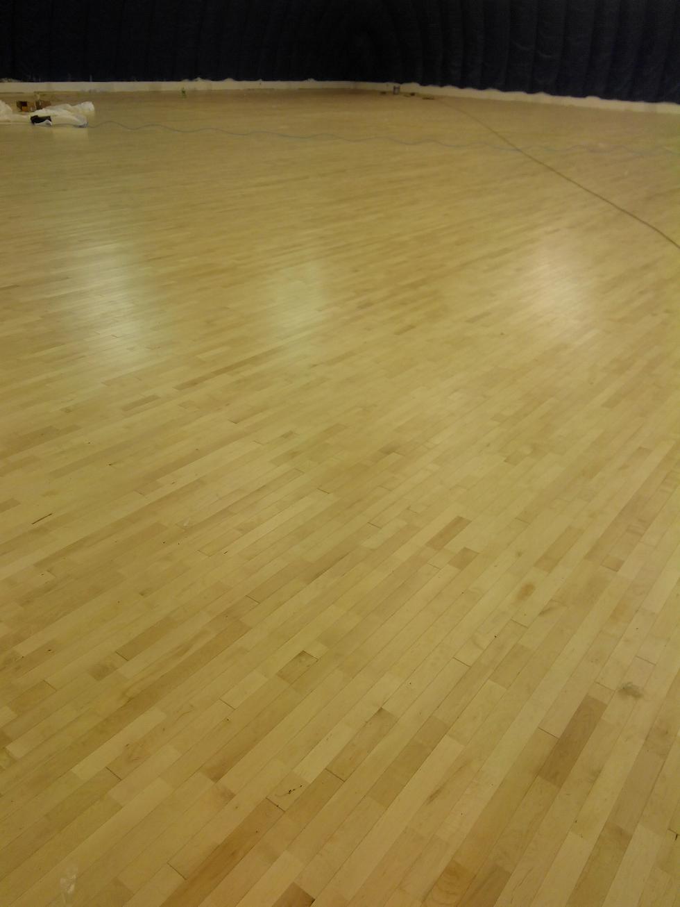 北京农业职业学院篮球馆实木地板案例