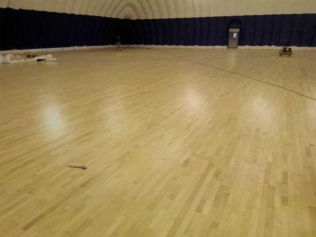 北京农业职业学院篮球馆实木地板案例