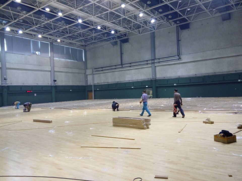 内蒙古体育馆篮球场运动木地板