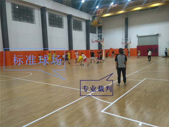 上虞8090篮球俱乐部篮球场馆木地板成功案例（1）