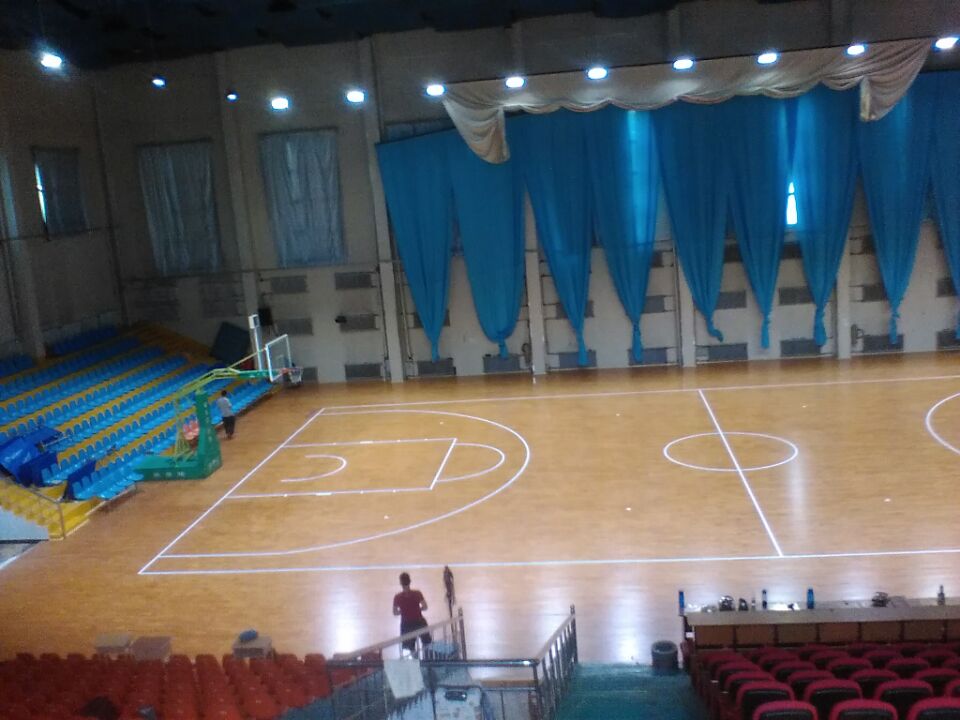 黑龙江加格达奇职业学院篮球馆木地板