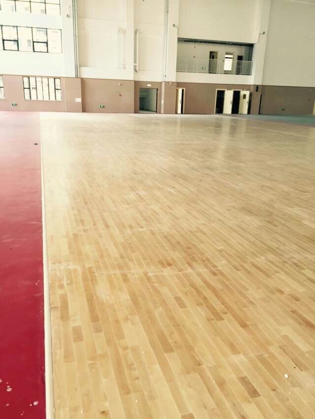  实木运动地板--苏州凤凰城学校篮球馆