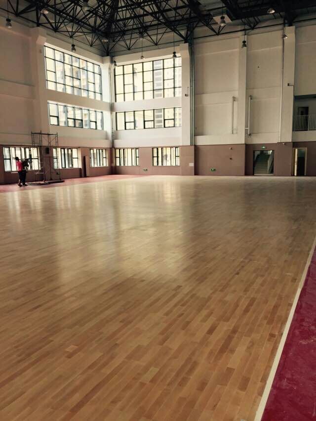 苏州凤凰城学校篮球馆 实木运动地板