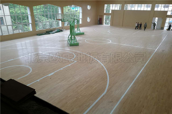 河南许昌篮球馆木地板