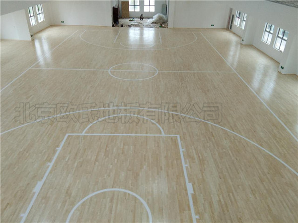 湖北篮球馆木地板--天门杭州华泰小学